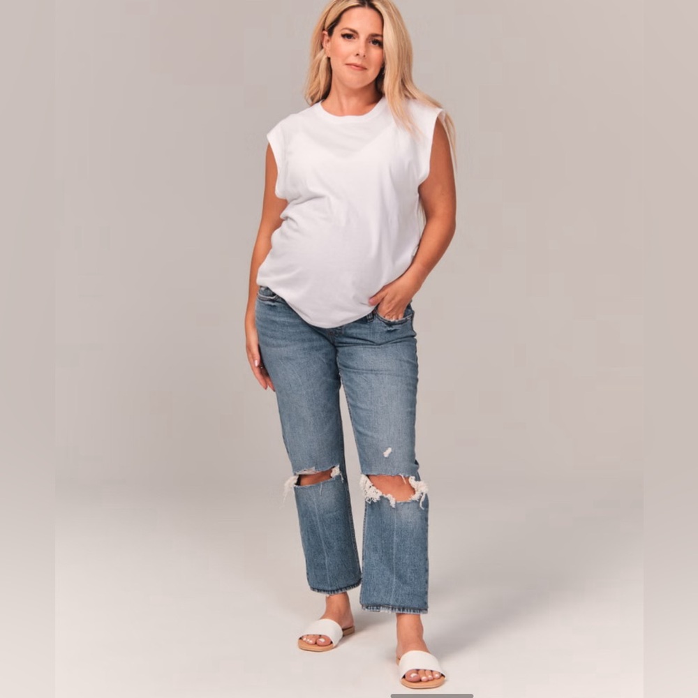 Like new, maternity straight leg ankle jeans